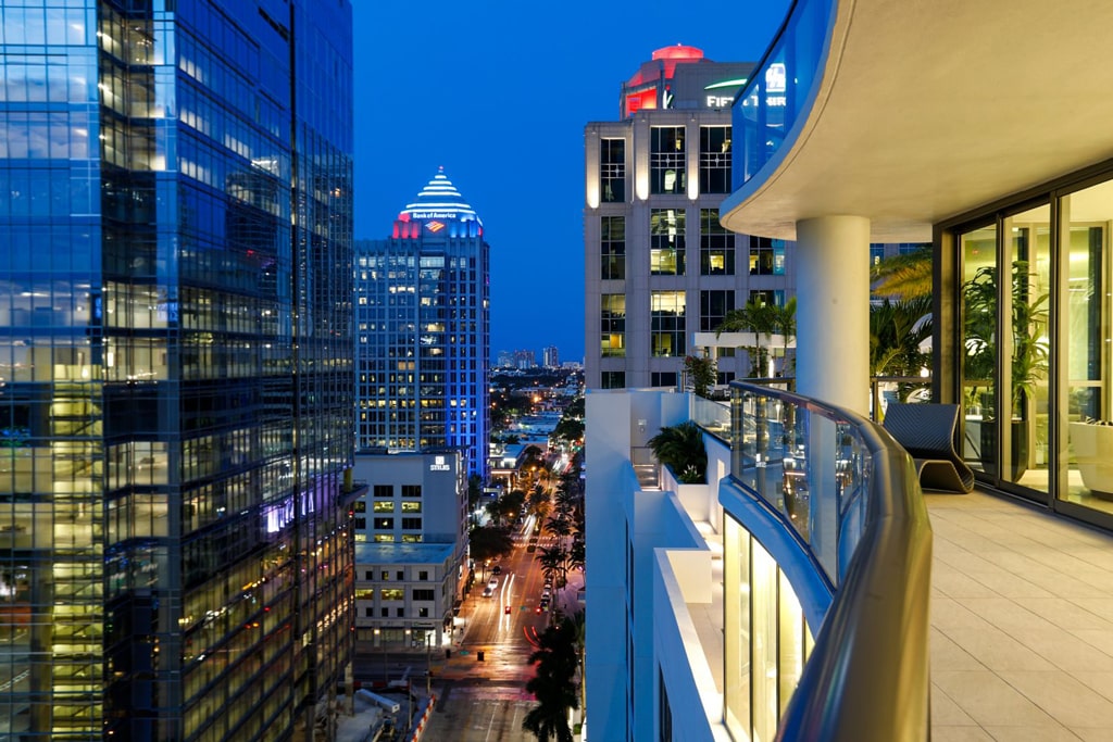 Inside 100 Las Olas Fort Lauderdales Tallest Building